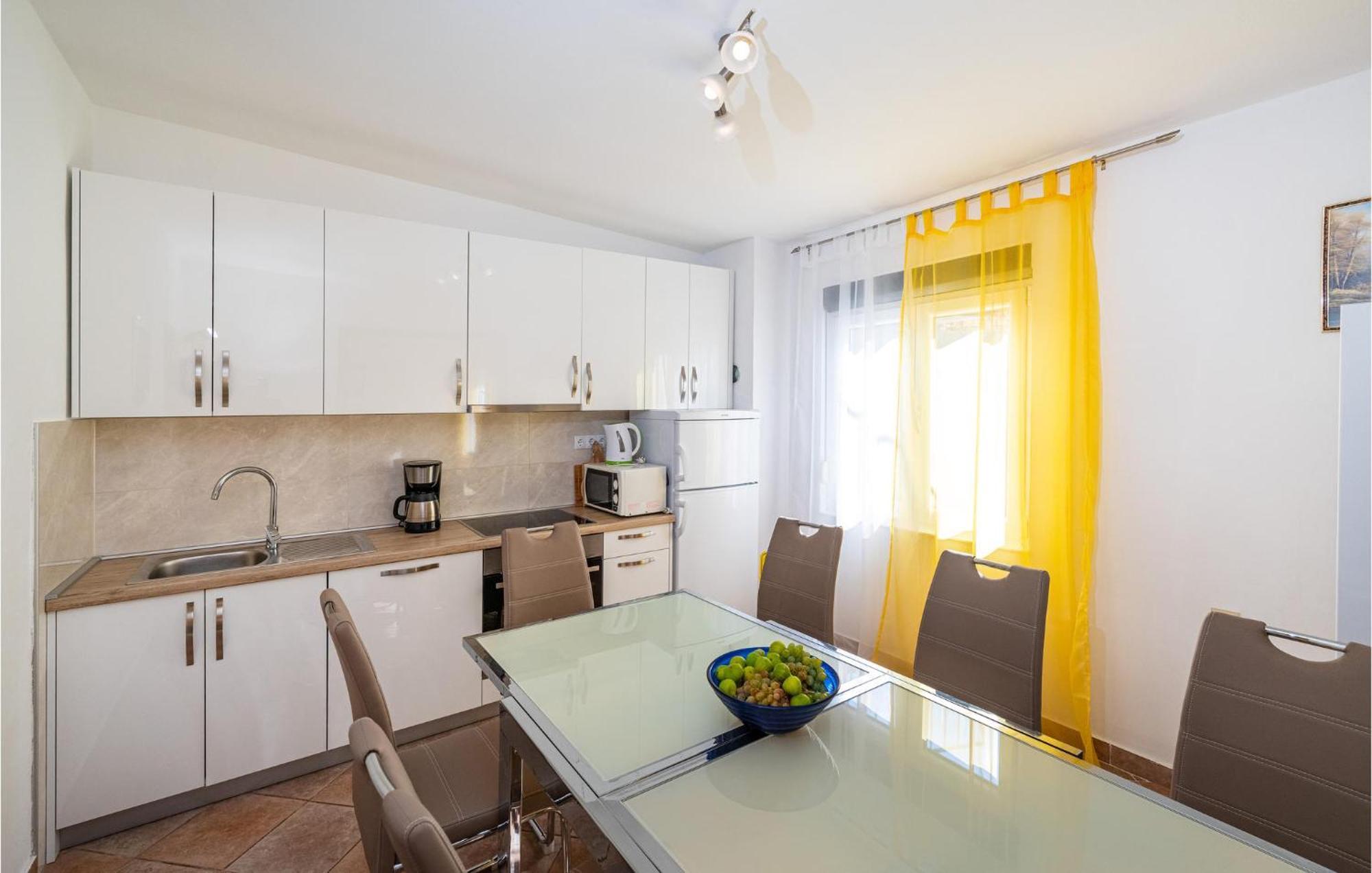Beautiful Home In Rovanjska With Wifi Extérieur photo