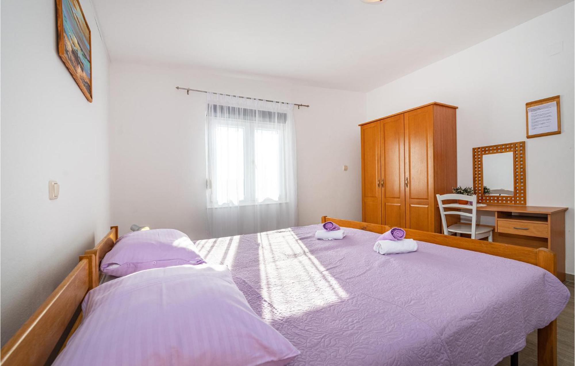 Beautiful Home In Rovanjska With Wifi Extérieur photo