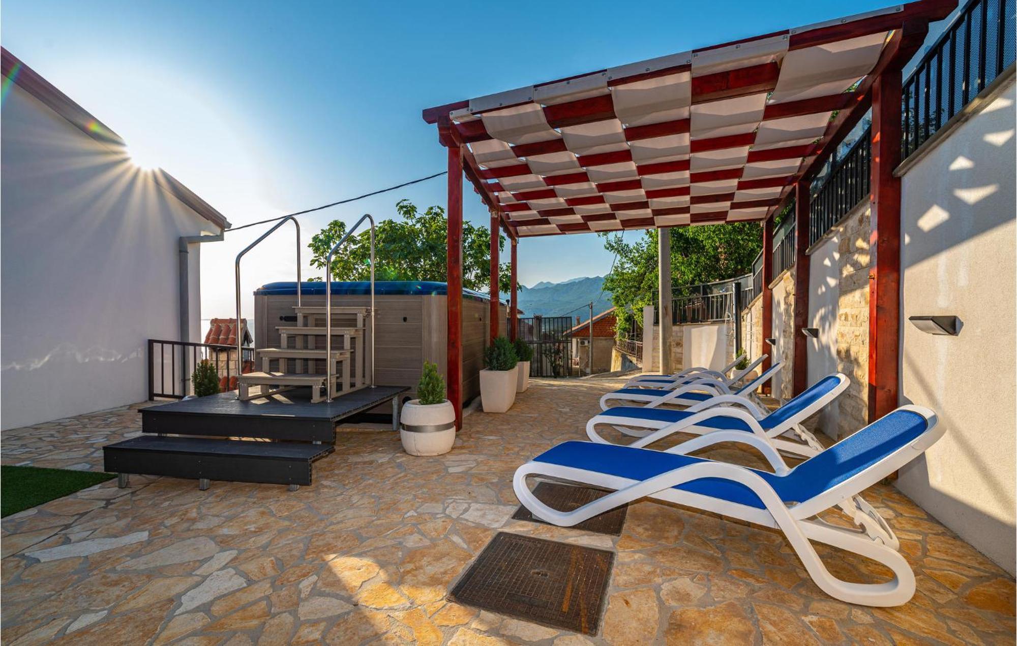 Beautiful Home In Rovanjska With Wifi Extérieur photo